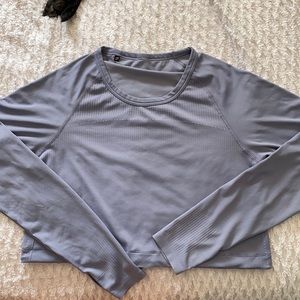 Gymshark lightweight long sleeve crop tops 3/$20